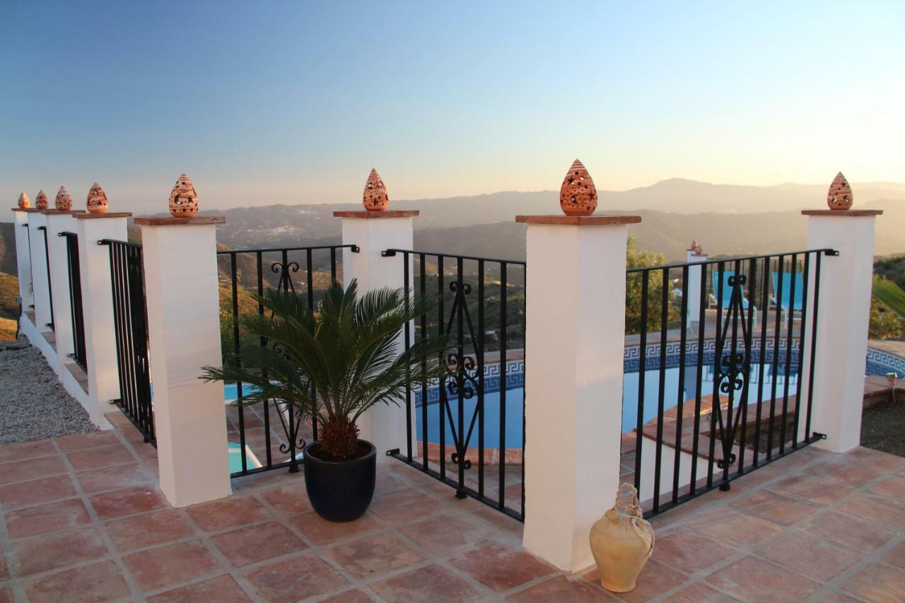 Casa Soleada Holiday Fully Private Villa Canillas de Aceituno Екстериор снимка